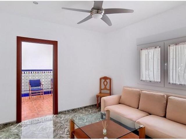 Casa reformada en pleno centro de Armilla