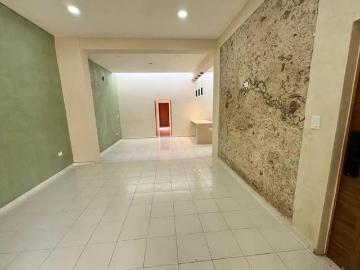 Casa remodelada de una planta en venta en Chuminopolis