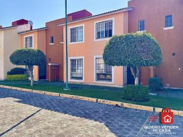 Casa remodelada en con alberca y vigilancia en Emiliano Zapata