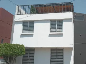 Casa remodelada en renta en Alborada, Atizapán de Zaragoza