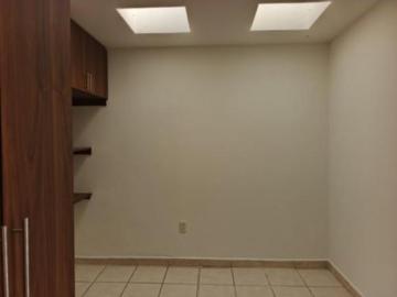Casa remodelada en venta en Campo Real Zapopan | 3 recámaras | Coto privado