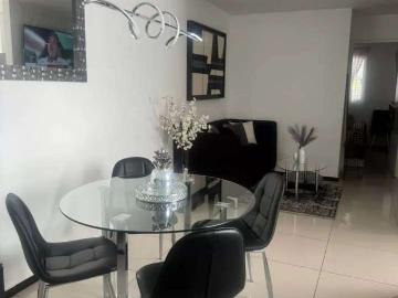 Casa remodelada en venta en Fraccionamiento Chulavista Tlaj