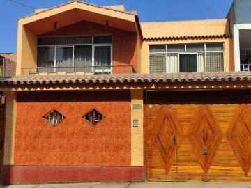 Casa Remodelada en Venta en Los Olivos Urbanización Micaela Id: 3 7 9 0 8