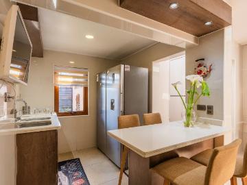 Casa remodelada y renovada En Casagrande, | 4 Dormitorios por 11990.00 en Peñalolén