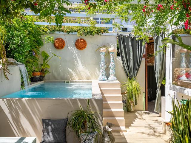 Casa Renovada com 4 Quartos, Piscina e Pátio em Belém, Lisbo. 210m² Belém