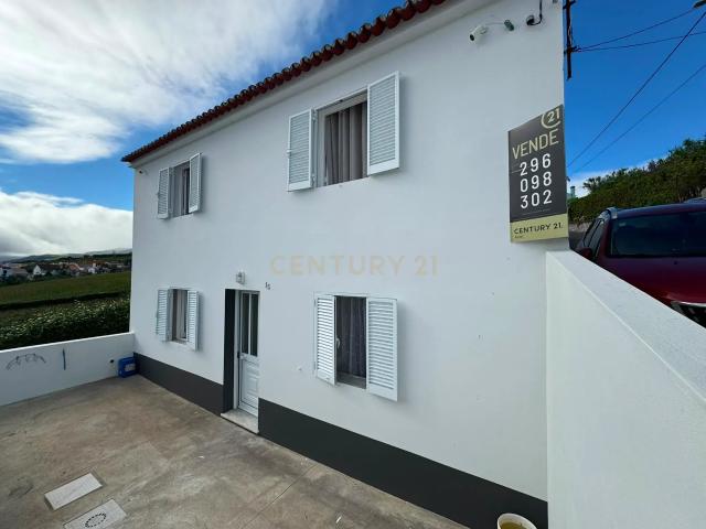 Casa Renovada com Vista Mar em Ponta Garça, Vila Franca do Campo