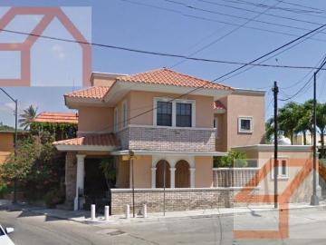 Casa Renta Col. Flores