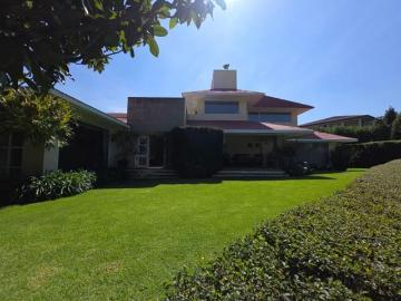 Casa residencial con jardín en Lomas Country Club, Naucalpan de Juárez