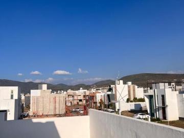 CASA RESIDENCIAL DE 4 RECAMARAS EN EXCELENTE UBICACION
