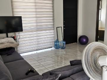 Casa Residencial en Hacienda Santa Cruz