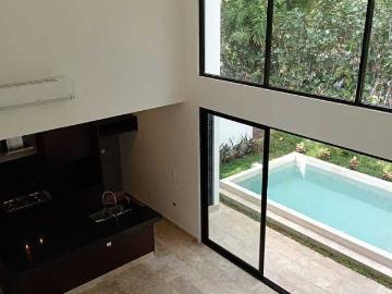 | Casa residencial en venta y renta |