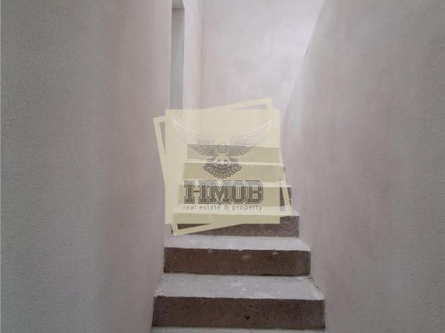Casa rezidentiala generoasa cu 5 camere 3 bai dressing parcare