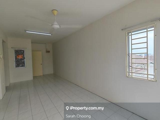 Casa Riana, Bandar Putra Permai, Seri Kembangan