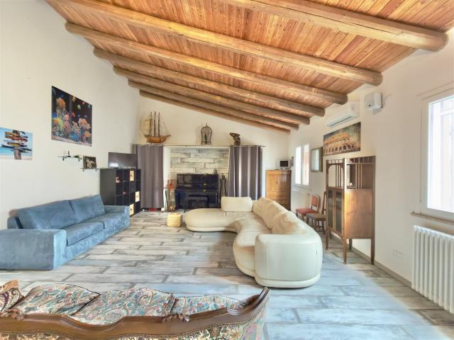 Casa ristrutturata a due passi dal mare 182m² Castellammare del Golfo