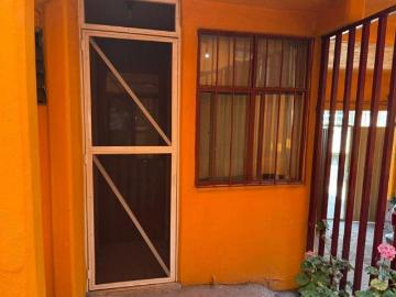 Casa Sub dividida en 6 departamentos en Tepojaco,S