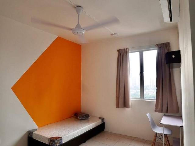 Casa Subang, UEP Subang Jaya – Single Room for Rent ️