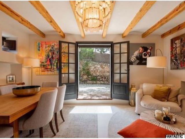 Casa Salada, Cala Salada Costa Oeste. ZFWA T90
