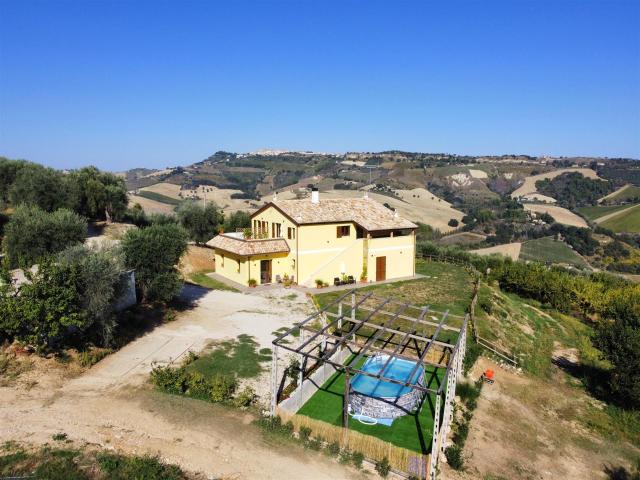 Casa San Michele 380m² Ripatransone