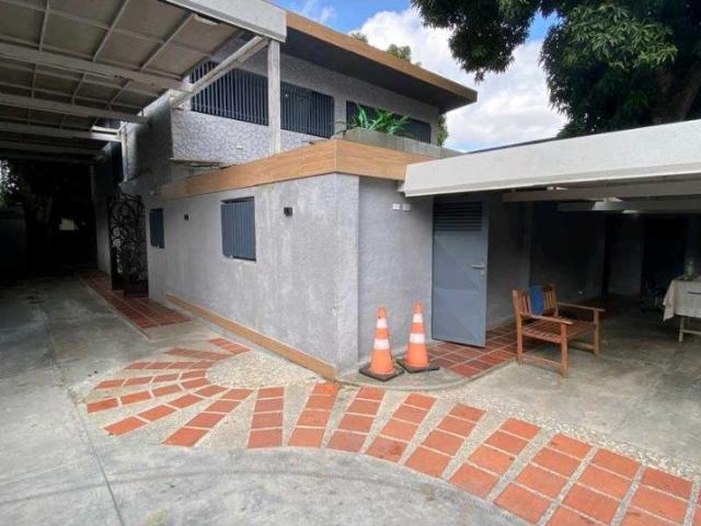 Casa Santa Eduvigis Venta