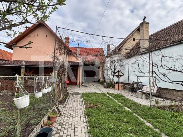 Casa Saseasca deosebita individuala 600mp teren Sura Mare Sibiu