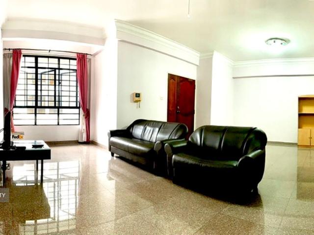 Casa Sarina D14, Condominium