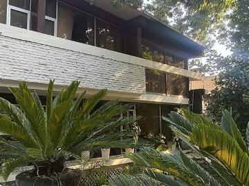 Casa semi amueblada en renta en la Herradura