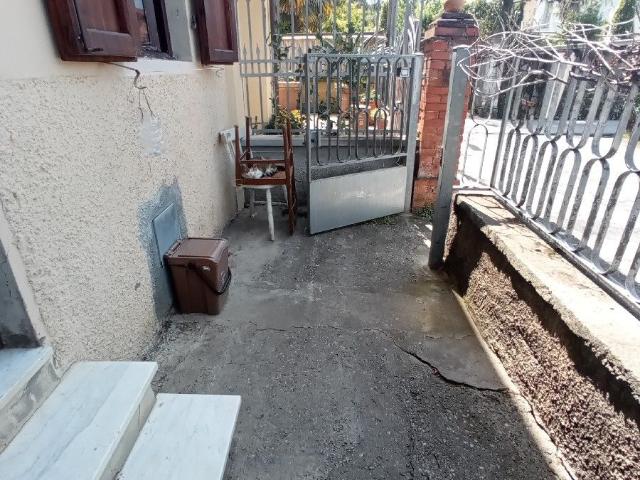 CASA SEMI INDIPENDENTE in VENDITA a CAMAIORE di 4 vani