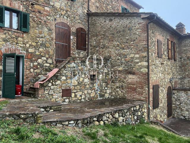 CASA SEMI INDIPENDENTE in VENDITA a CIVITELLA PAGANICO PARI di 3 vani