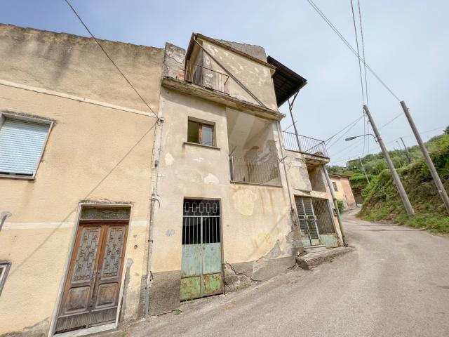 CASA SEMI INDIPENDENTE in VENDITA a SAN NICOLA MANFREDI