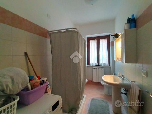 CASA SEMINDIPENDENTE A FOLIGNO