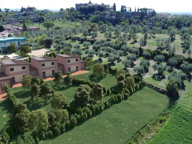 Casa semindipendente in vendita a Costafabbri Siena in Nuovo/in costruzione composto da 5vani