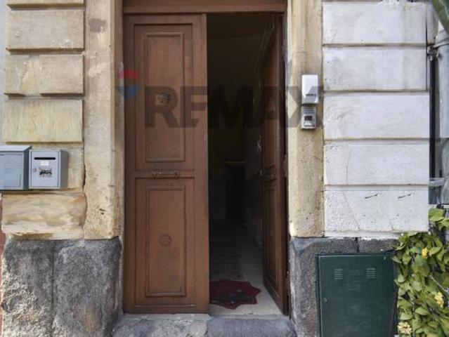 Casa Semindipendente in vendita a Catania, Centro Storico