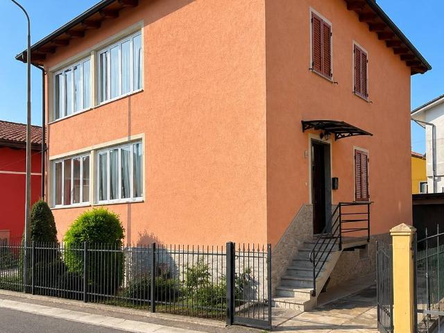 Casa semindipendente in vendita a Cairo Montenotte