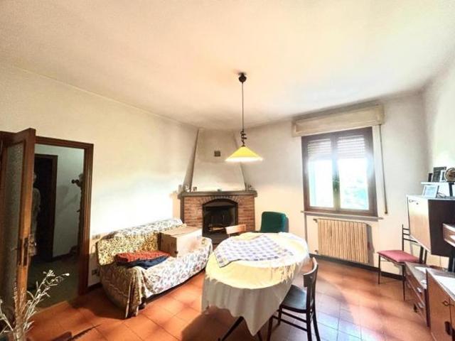 Casa semindipendente in vendita a Cascina 150 mq Rif: 1421659