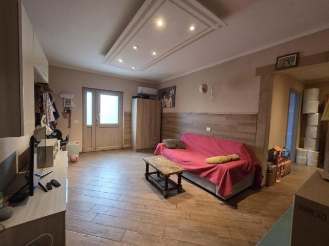 Casa semindipendente in vendita a Castelfranco di Sotto, Orentano