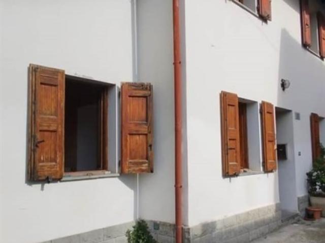 Casa semindipendente in vendita a Castiglione dei Pepoli via del corso 37, Lagaro