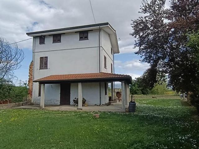 Casa semindipendente in vendita a Altopascio 220 mq Rif: 1407397