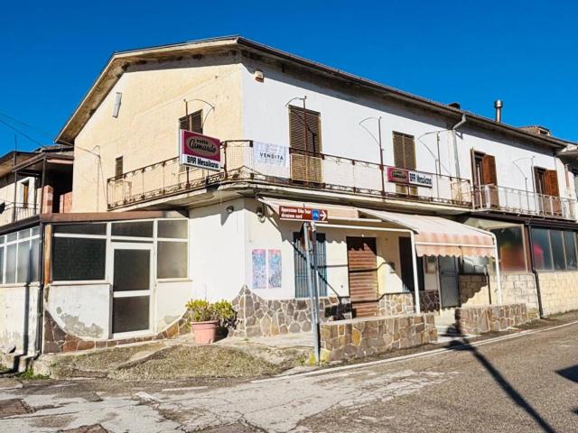 Casa Semindipendente in vendita a Apice, Apice Nuova