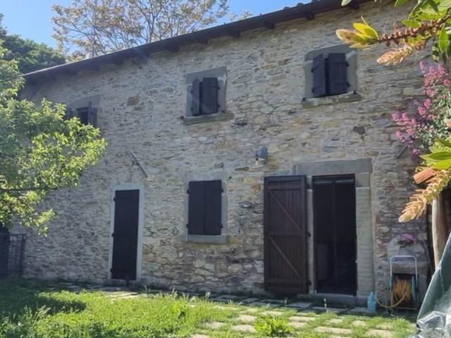 Casa semindipendente in vendita a Fivizzano