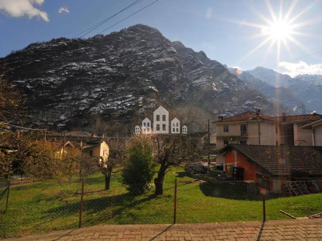 Casa semindipendente in vendita a Locana