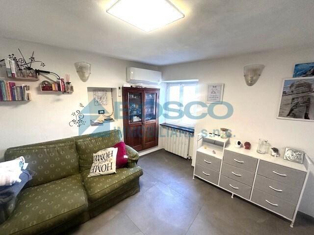 Casa semindipendente in vendita a La Spezia via Alessandro Corradi