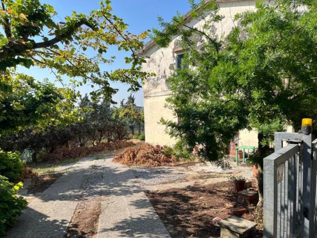 Casa semindipendente in vendita a Legoli Peccioli 106 mq Rif: 1428492