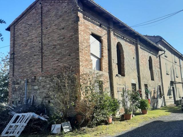 Casa semindipendente in vendita a Lugagnano Val d'Arda