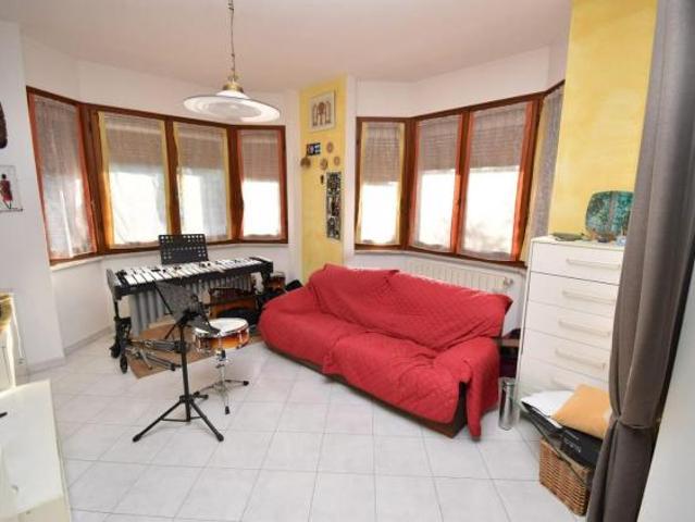 Casa semindipendente in vendita a Marina di Massa Massa 120 mq Rif: 1205639