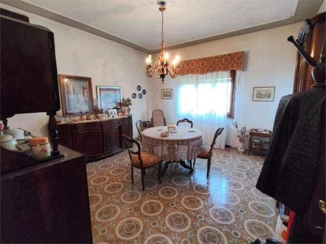 Casa semindipendente in vendita a Marina di Carrara Carrara 120 mq Rif: 1400292