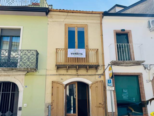 Casa Semindipendente in vendita a Mirabella Eclano
