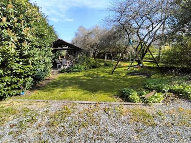Casa semindipendente in vendita a Nozzano Lucca 240 mq Rif: 1110009