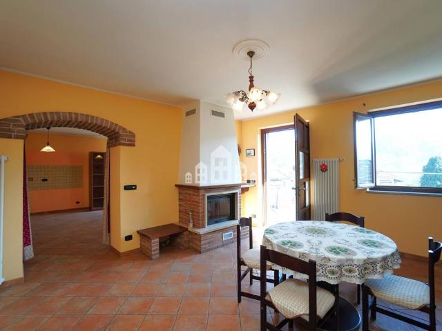 Casa semindipendente in vendita a San Colombano Belmonte
