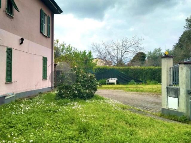 Casa semindipendente in vendita a Sarzana via della Crociata, snc