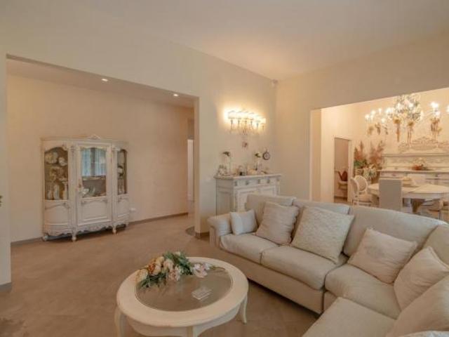 Casa semindipendente in vendita a Ponsacco 354 mq Rif: 1327090